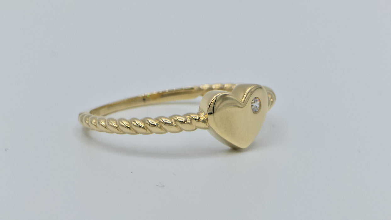 14k gold heart ring